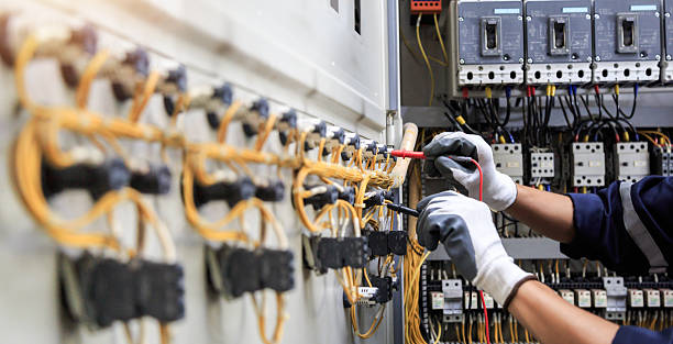 Professional Electrician technician working in Avon Lake, OH